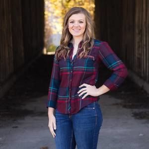 Meet your Posher, Olivia